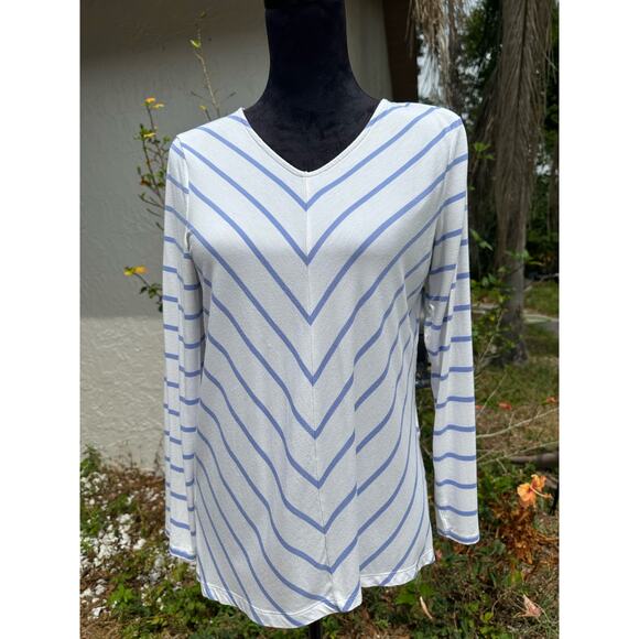 Chico’s Lightweight Long Sleeve Shirt Size 1 (US 8)  - White with Blue Stripes - Picture 1 of 6